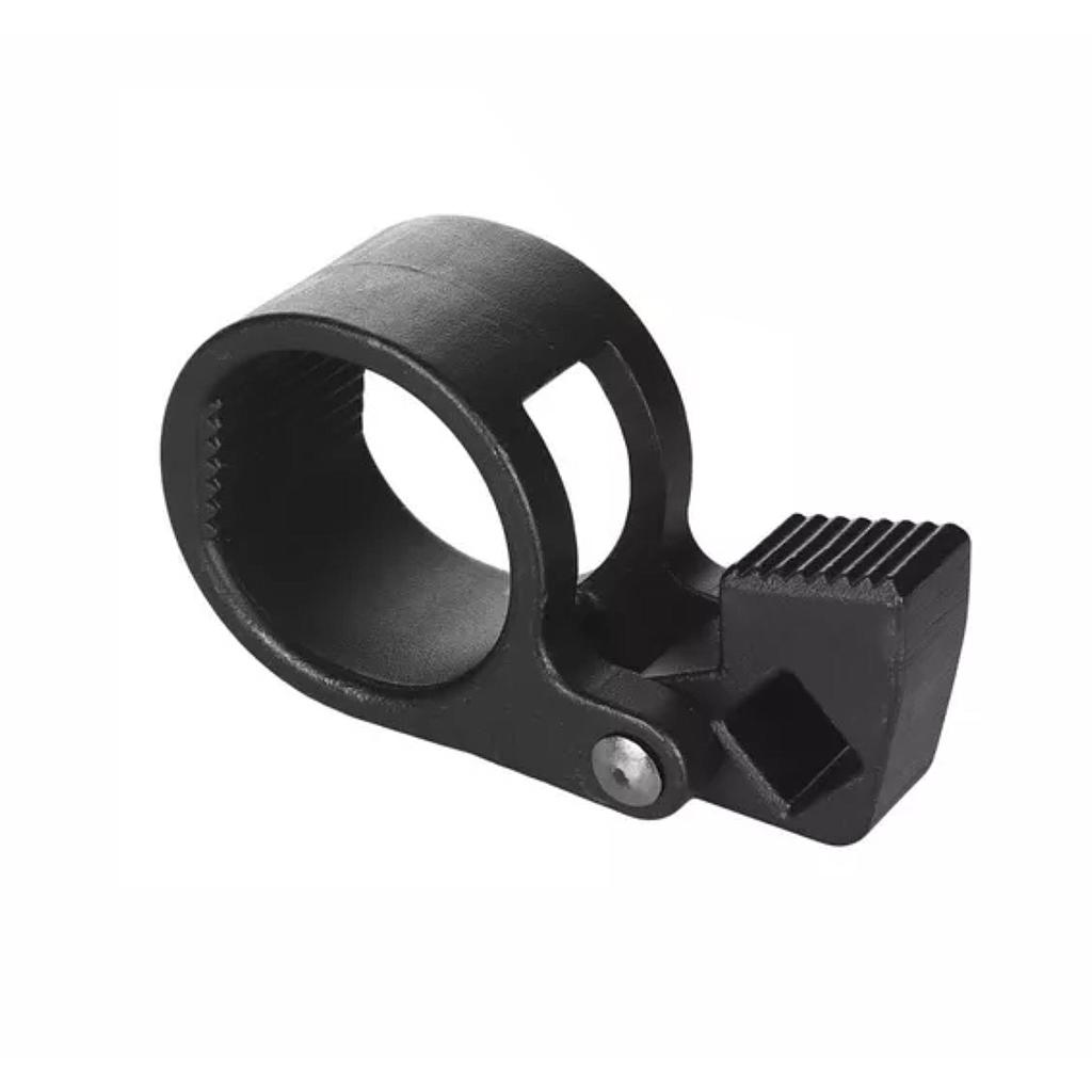 P3-28.5-E4  EXTRACTOR DE BRAZO AXIAL UNIVERSAL VT01600A