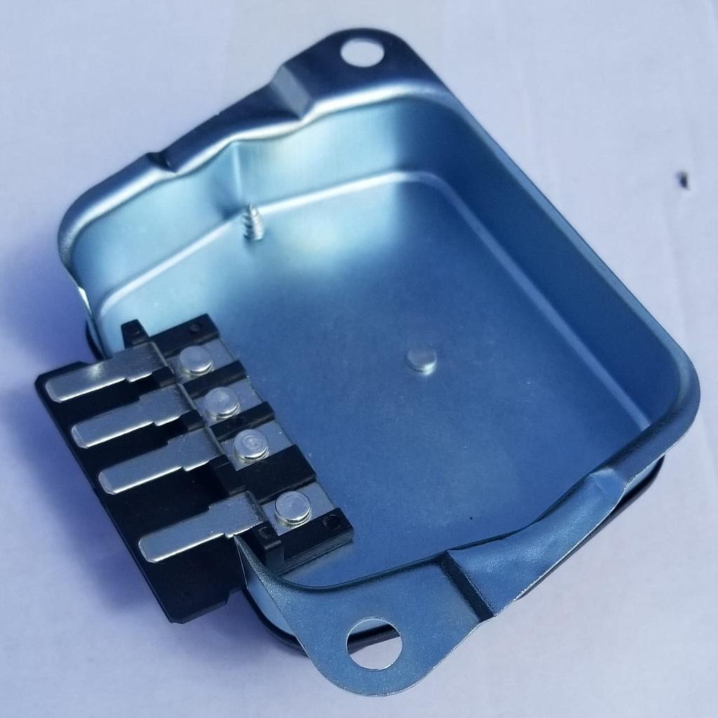 REGULADOR UNIVERSAL GAUSS                                   